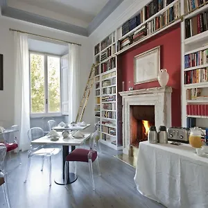 3* Pensión Luxury On The River