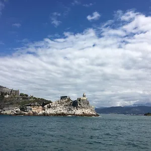  Inn La Taverna Del Metallo Italia